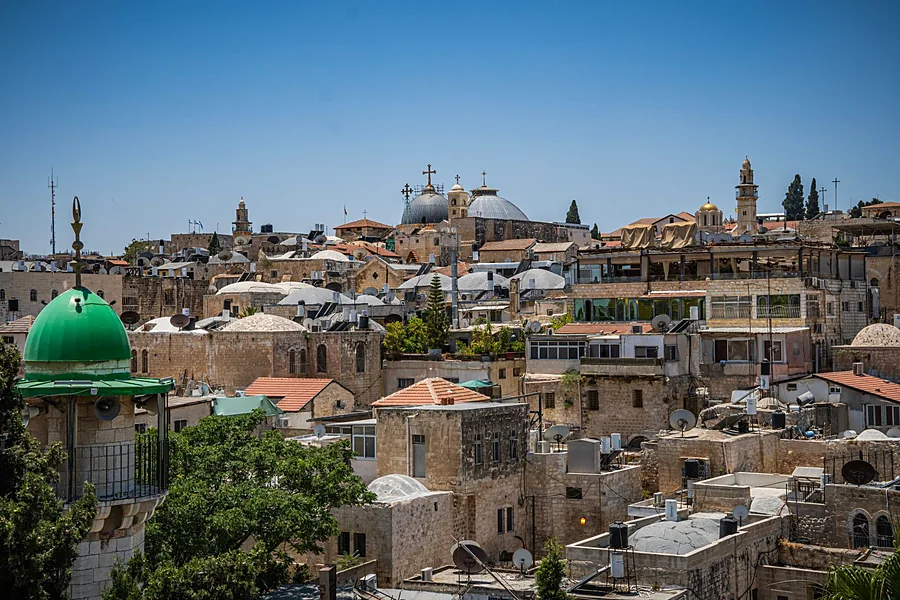 القدس في الظهيرة